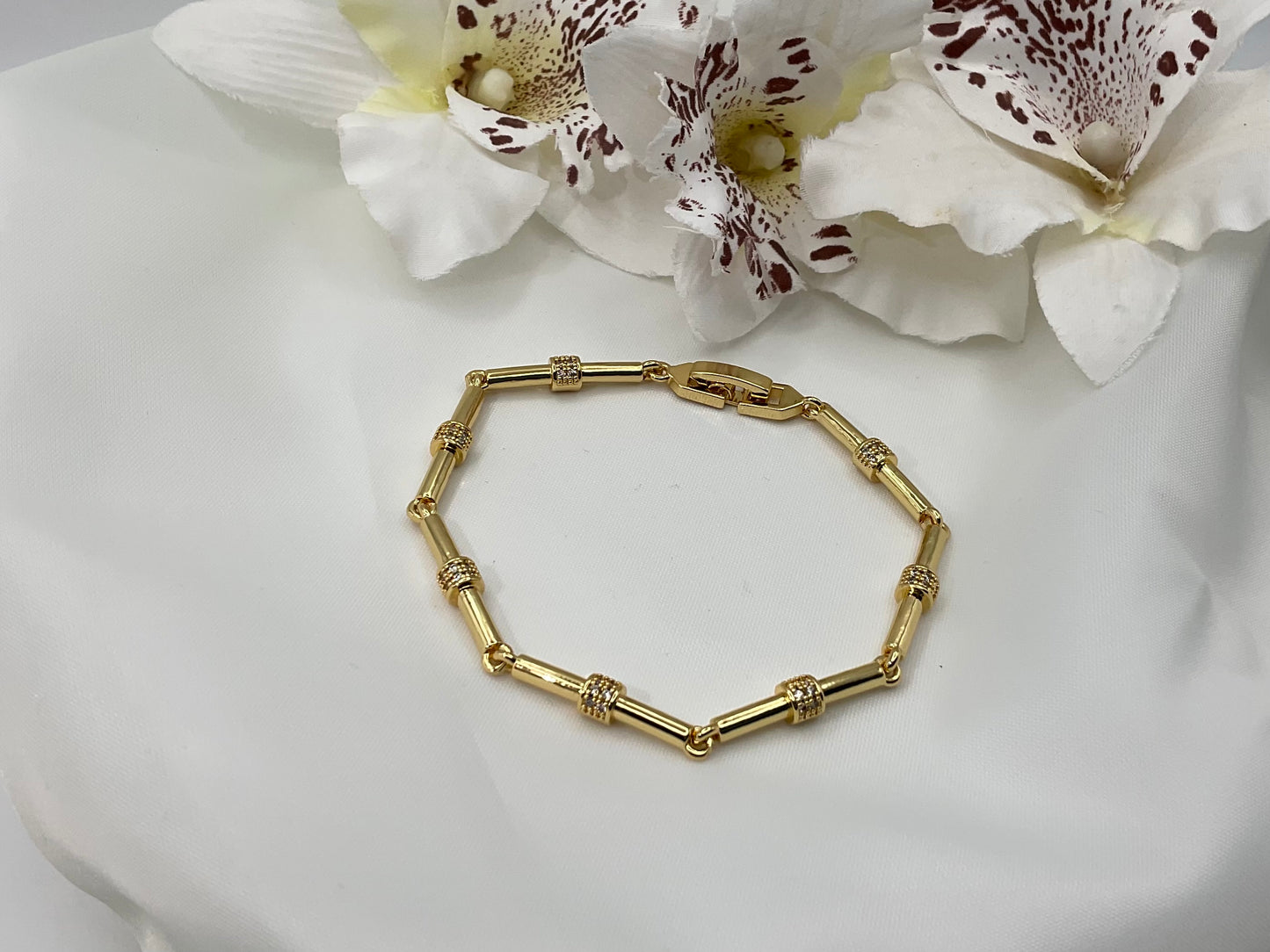 The Lumière Bamboo Cuff