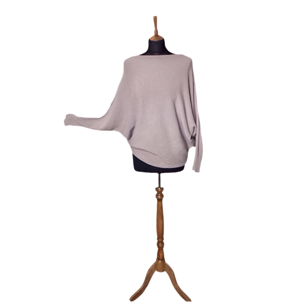 Super-Soft Knit batwing sweater (Aurora)