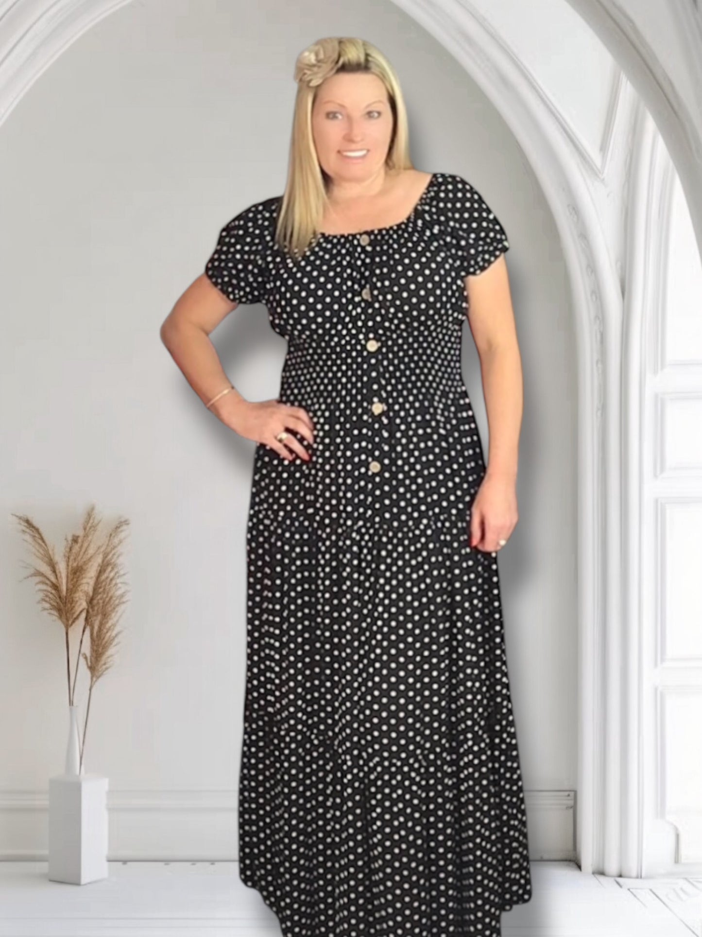 MERVYN. Smocked Waist Floral Magic Maxi Dress