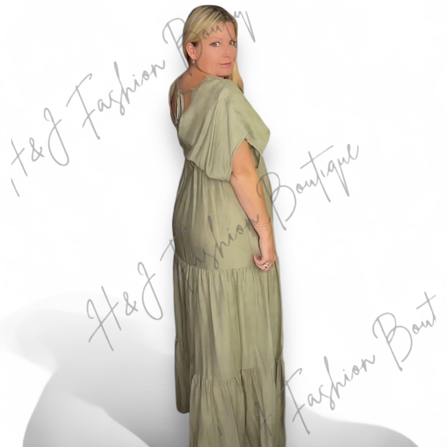 Terri. Backless Maxi Dress