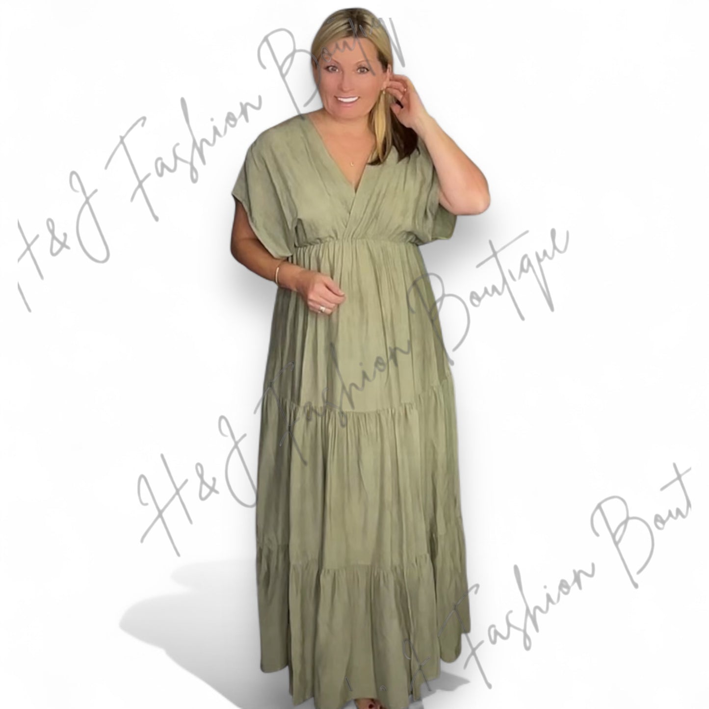 Terri. Backless Maxi Dress