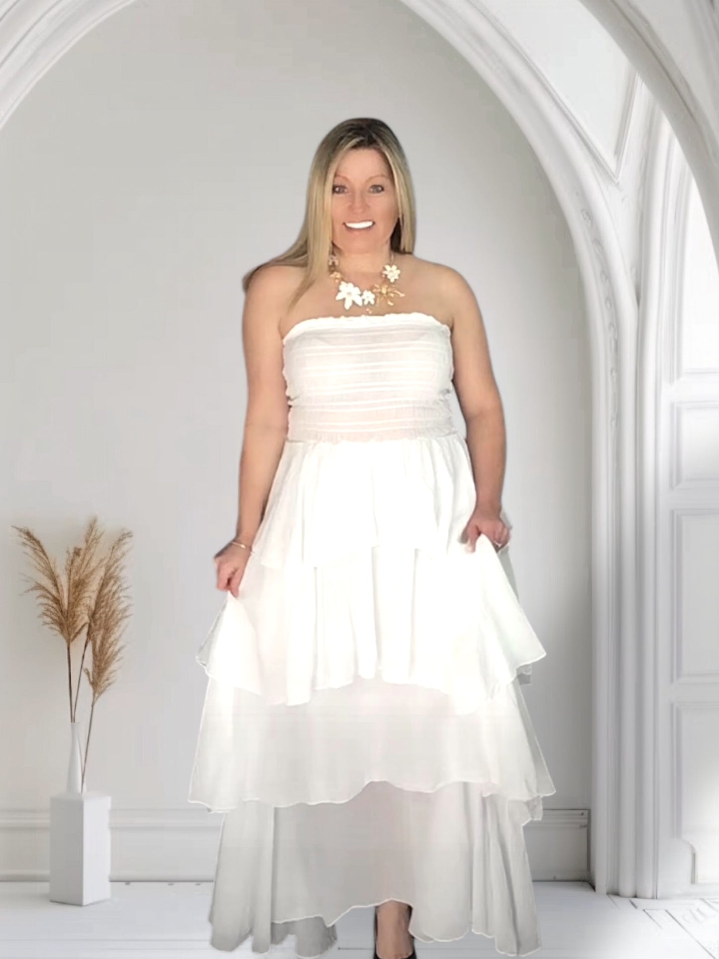 Conny Tiered Bandot Maxi Dress