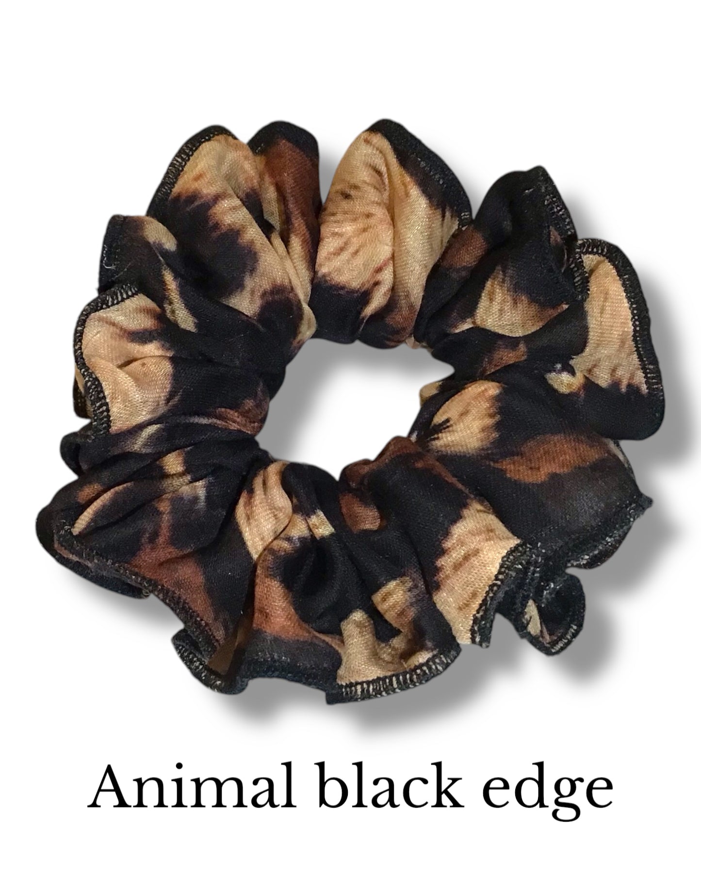 The Honey Scrunch Animal black edge
