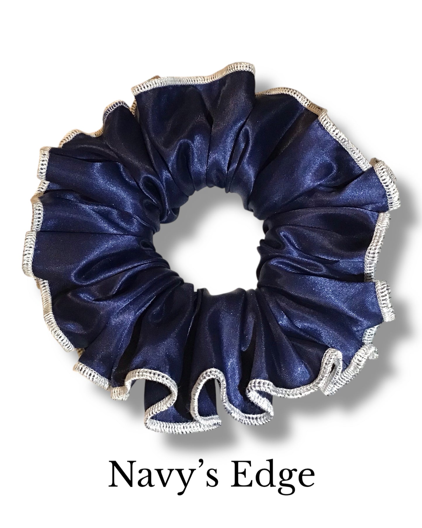 The Honey Scrunch Navy’s Edge ( white )