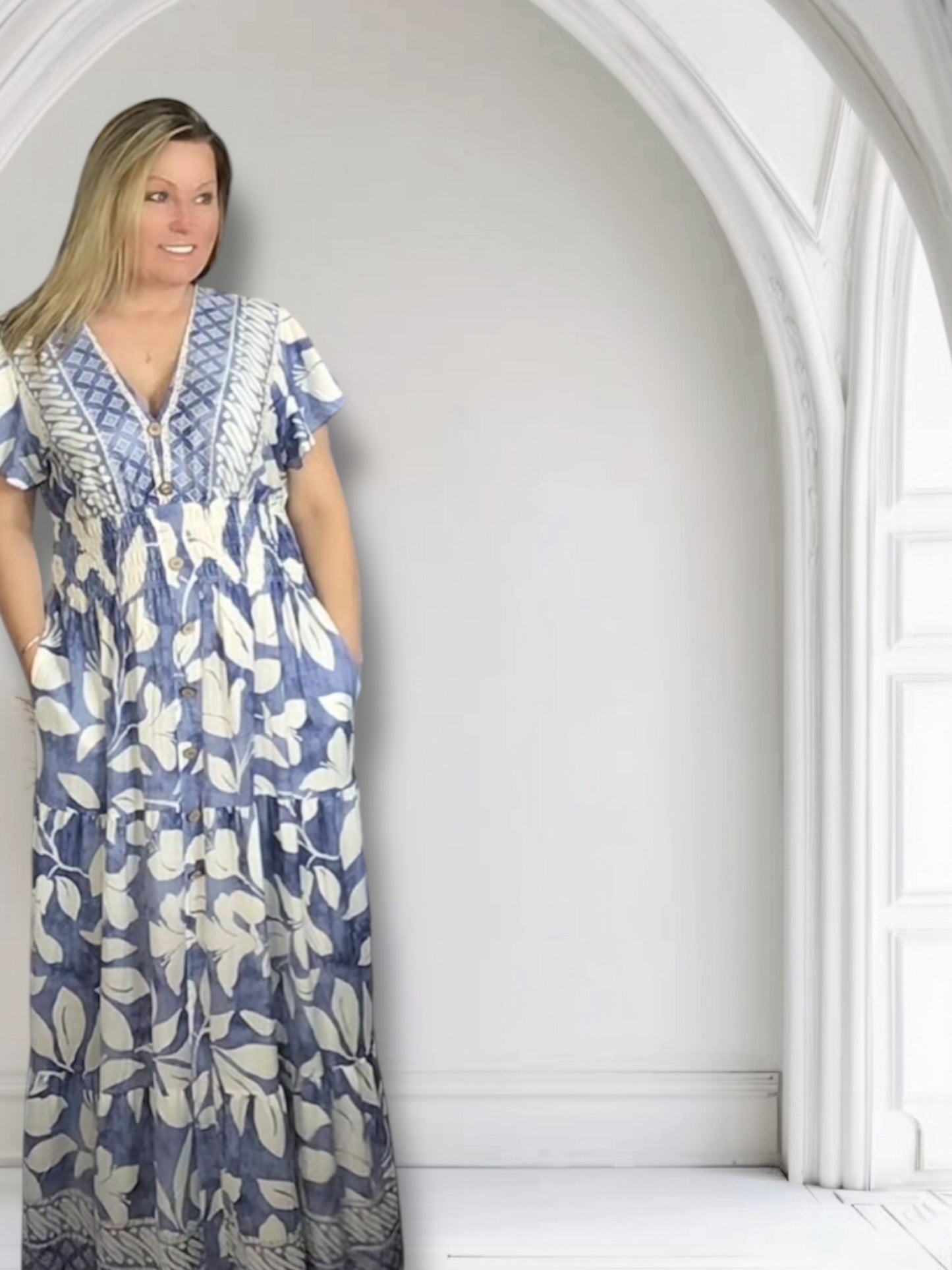 Corinne. Maxi Dress with Pockets