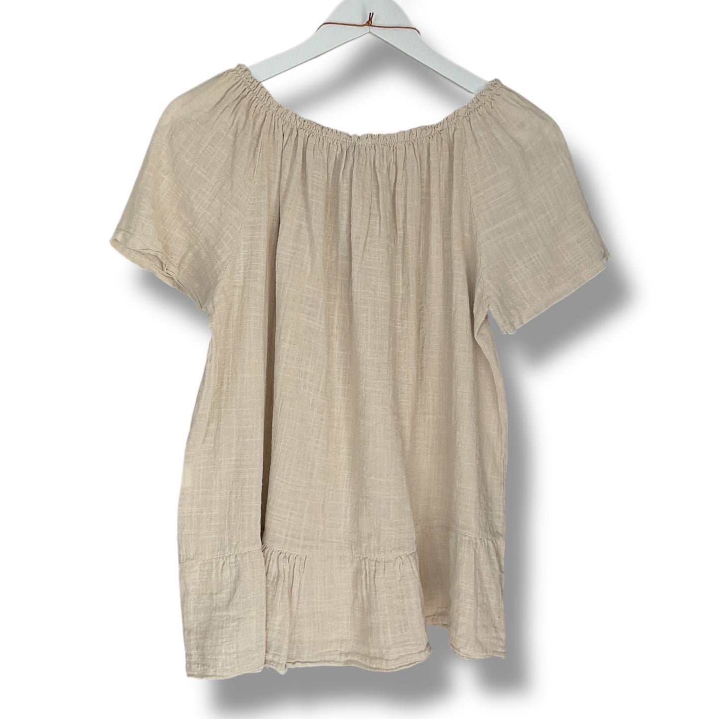 Rosie. Casual Cotton Top with Necklace