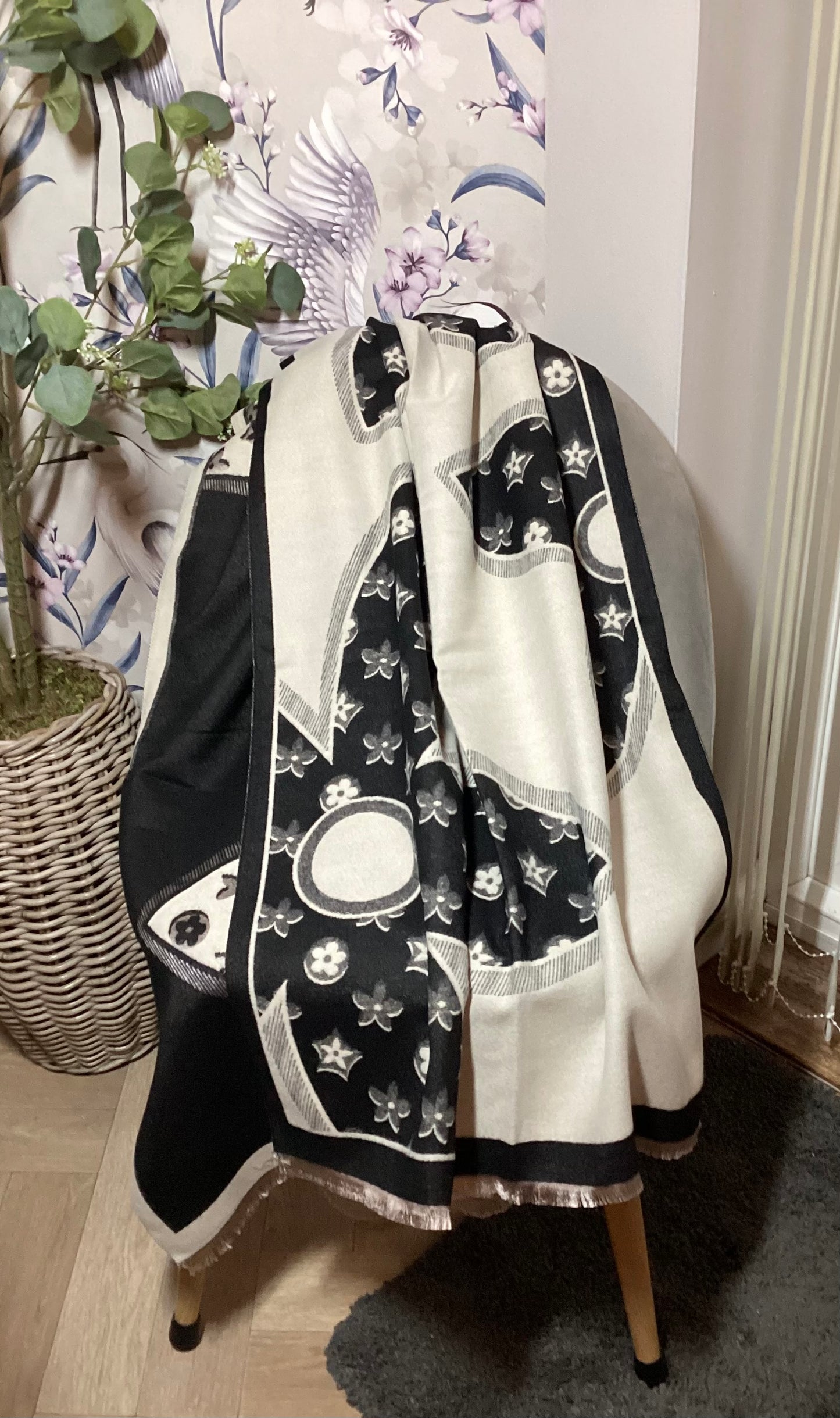 Luxury Soft Knit Clover Scarf.