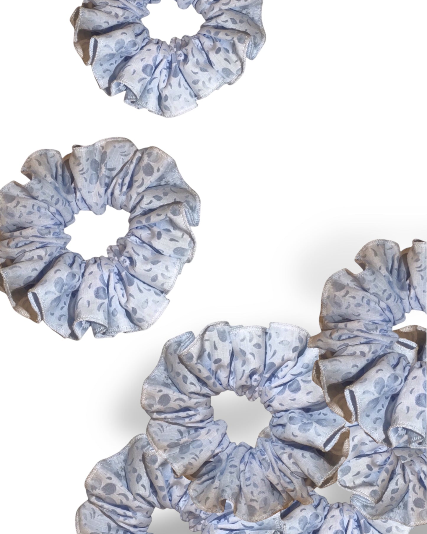 The Honey Scrunch Floral Sky ( edge )