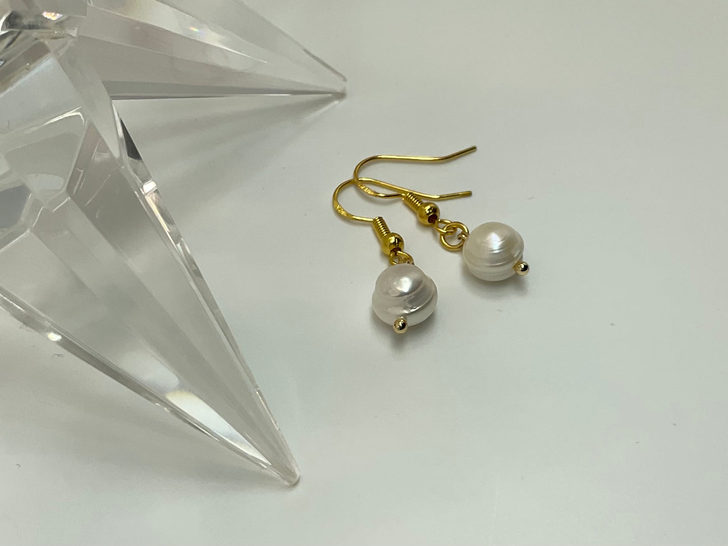 Lea Pearl Drop Earrings
