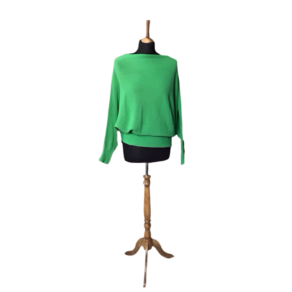Super-Soft Knit batwing sweater (Aurora)