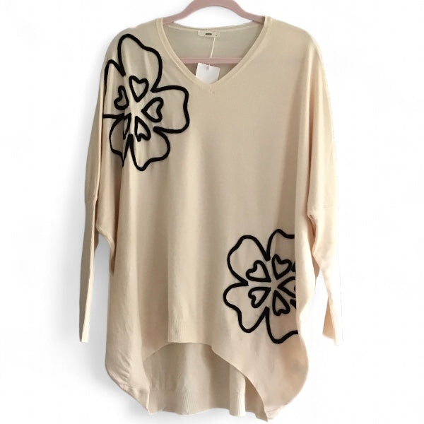 Lillian. Super Soft Oversized Sweater with Contrasting Flowers