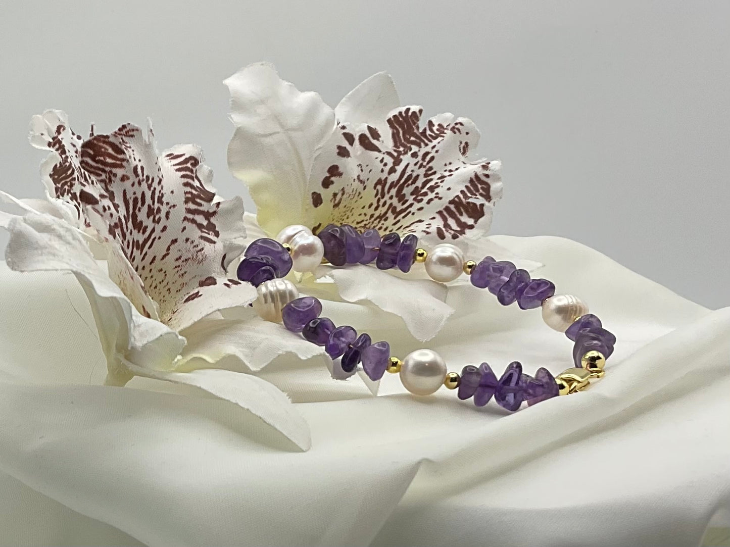 The Amethyst Grace Bangle