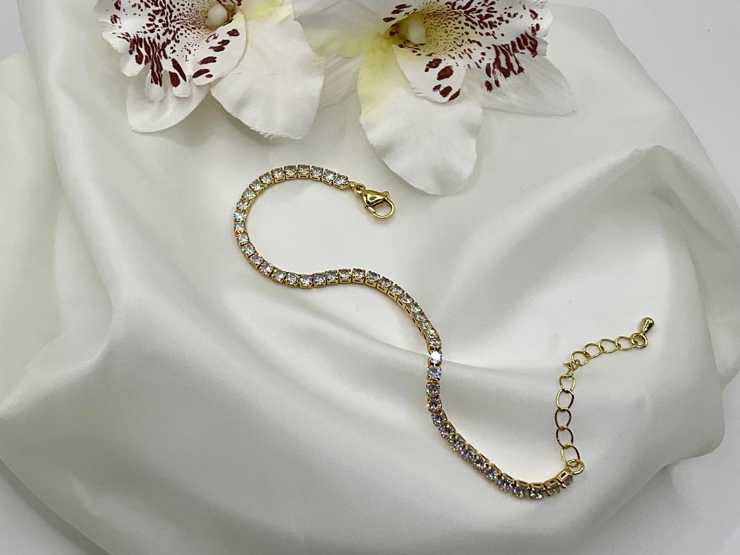 The Lumière Tennis Bracelet