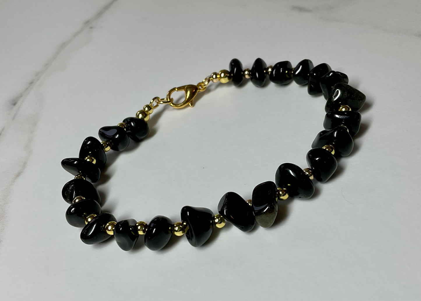 Black Onyx & Gold Plated Chip Bracelet – 19cm