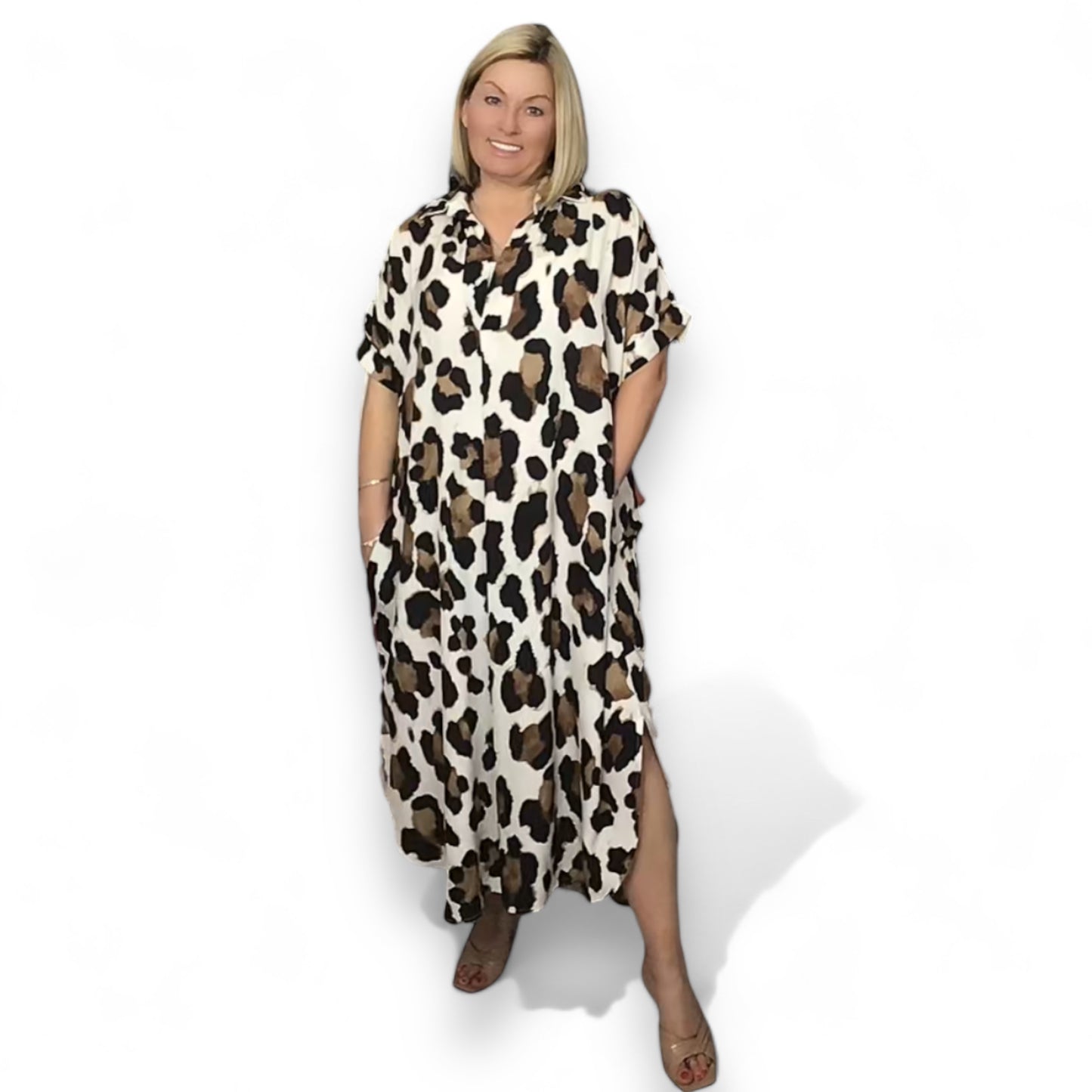 Linda. Animal print tunic dress with pockets.