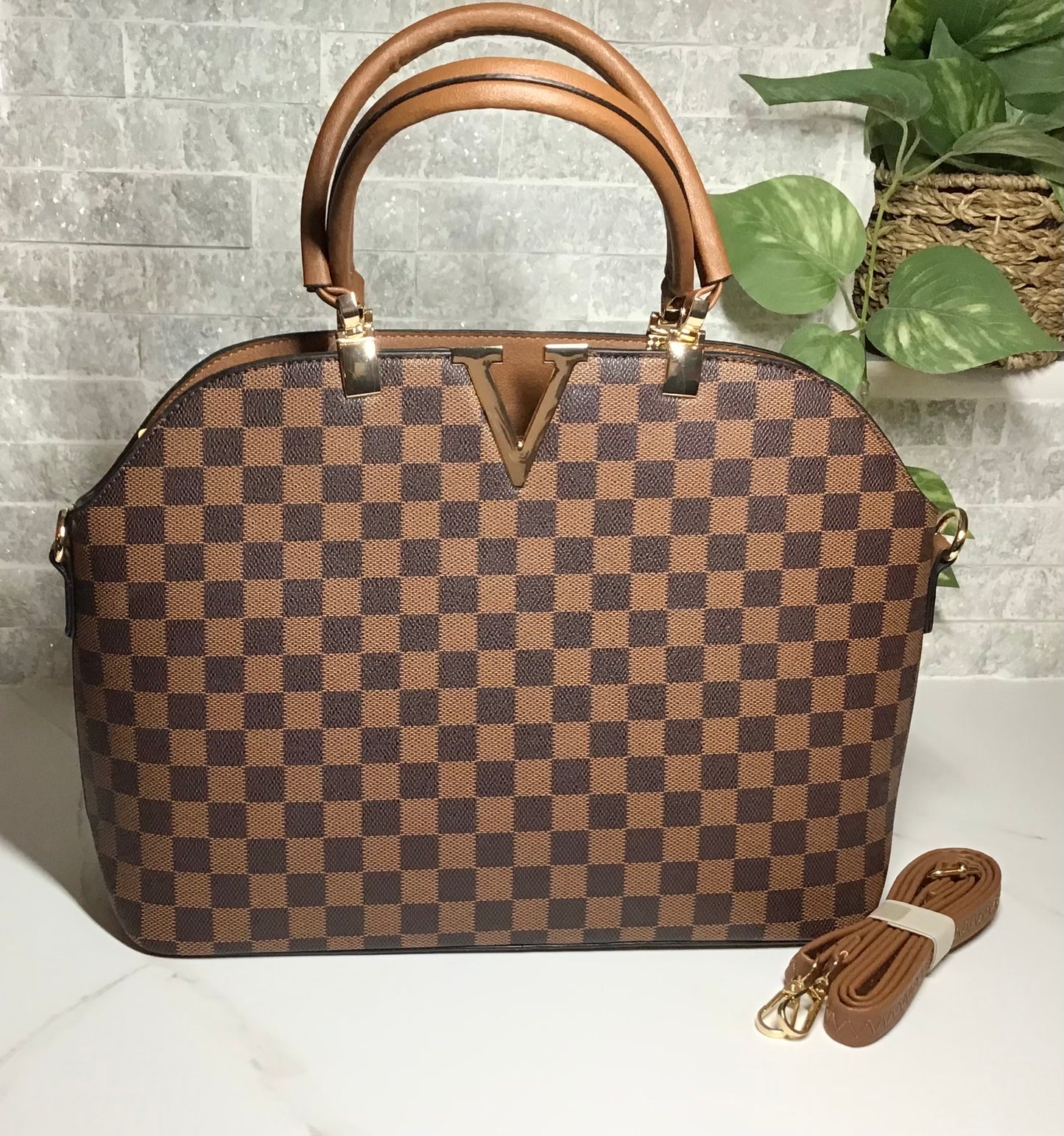 Shelby. ( Large ) Designer Inspired Bag