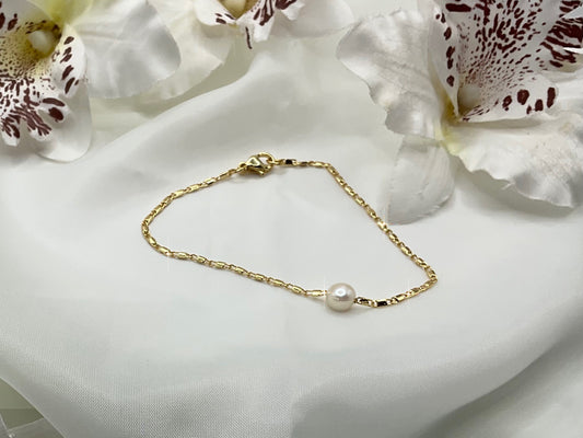 Luna Pearl Chain Bracelet