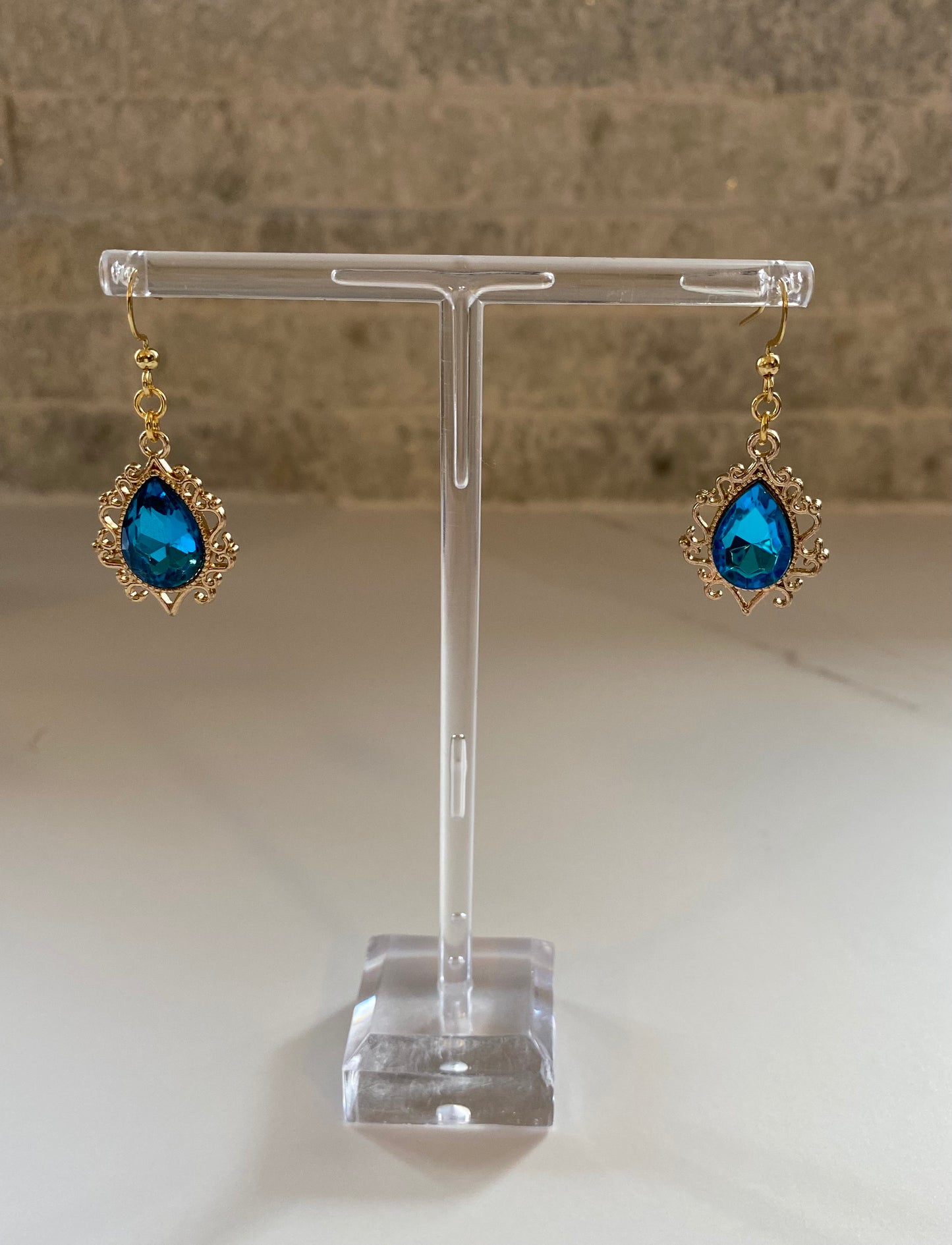 Ornate. Sparkling Gemstone 18k Gold Plated Earrings