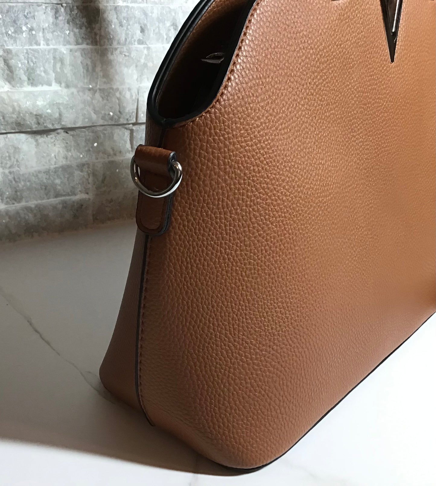 Shelby. ( Large ) Designer Inspired Bag