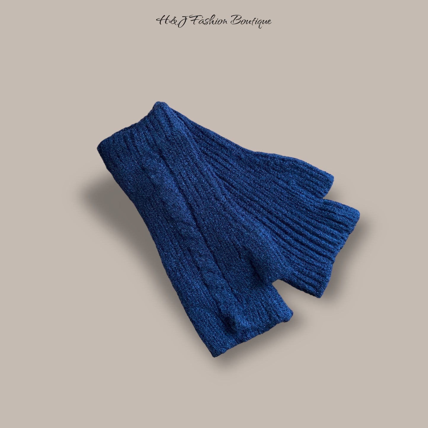 NINA. Soft knitted fingerless mittens