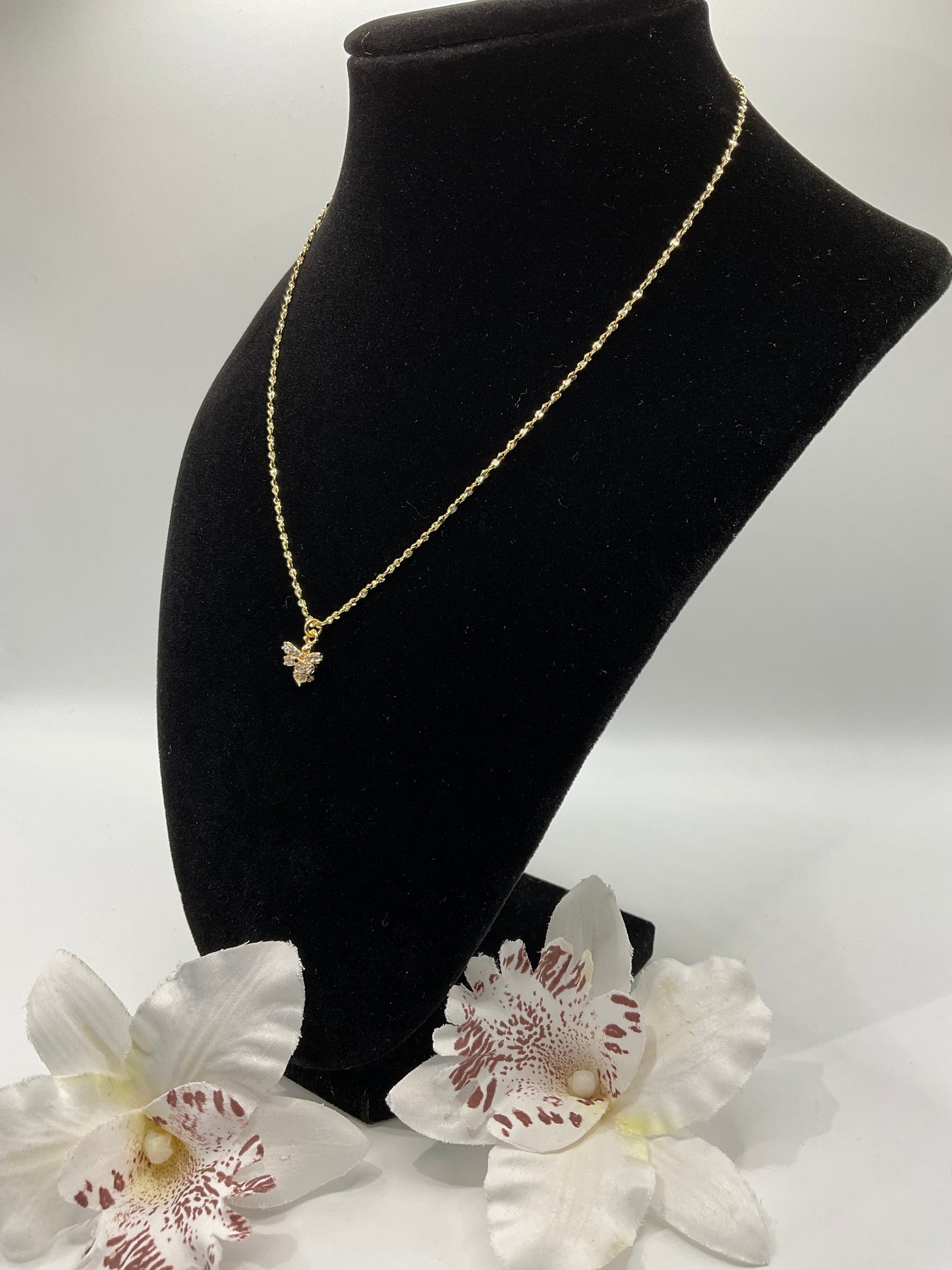 The Gold Honeybee Necklace 🐝✨