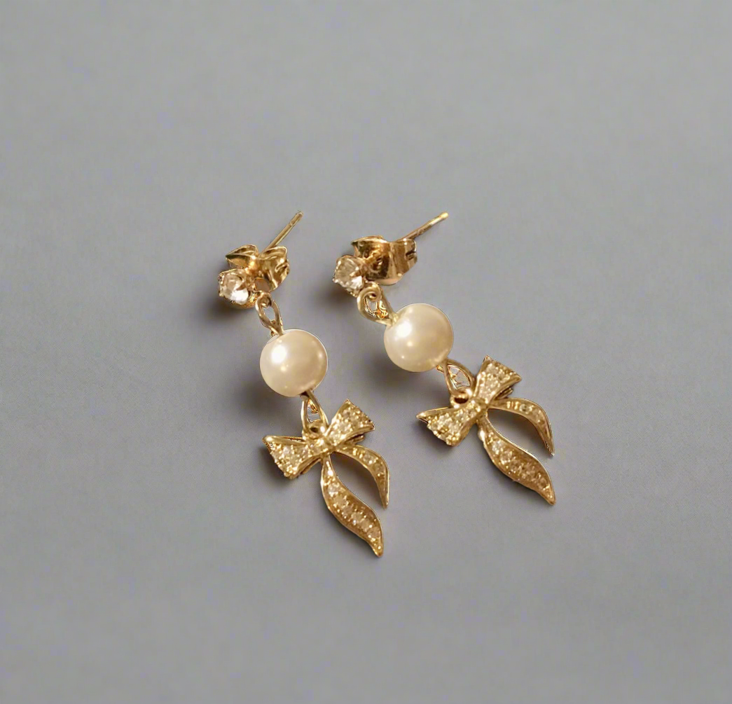 Shaye. 18k Gold Plated Drop Earrings ( Handcrafted )