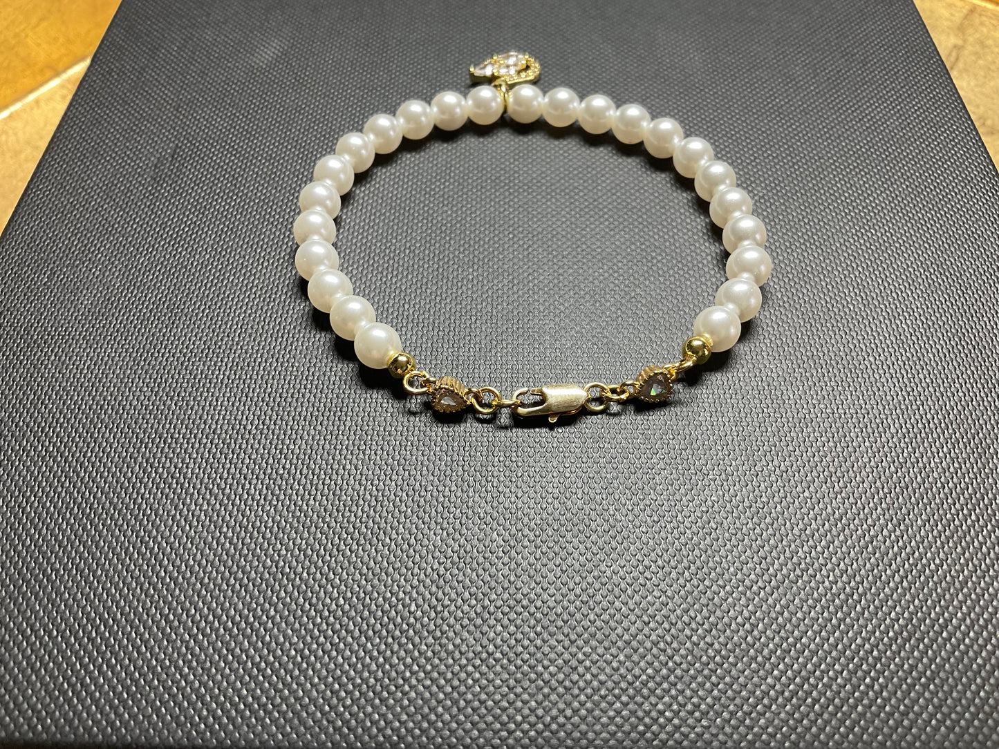 The Swan Luxe Faux Pearl Bracelet