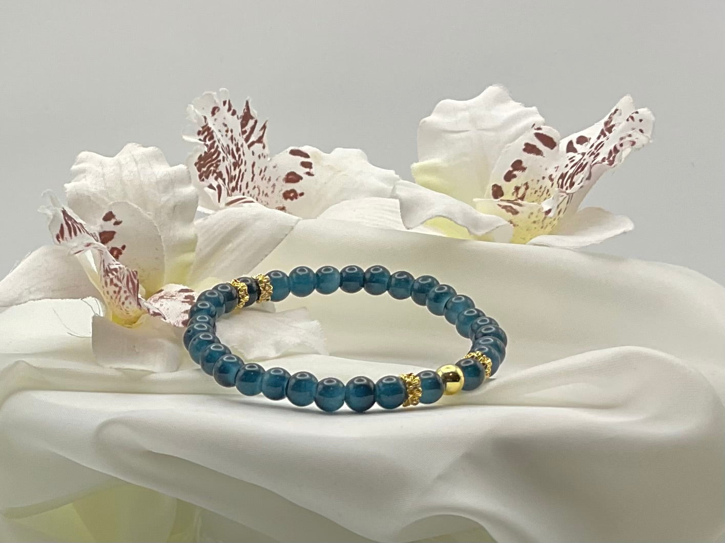 The Selene Stone Bracelet