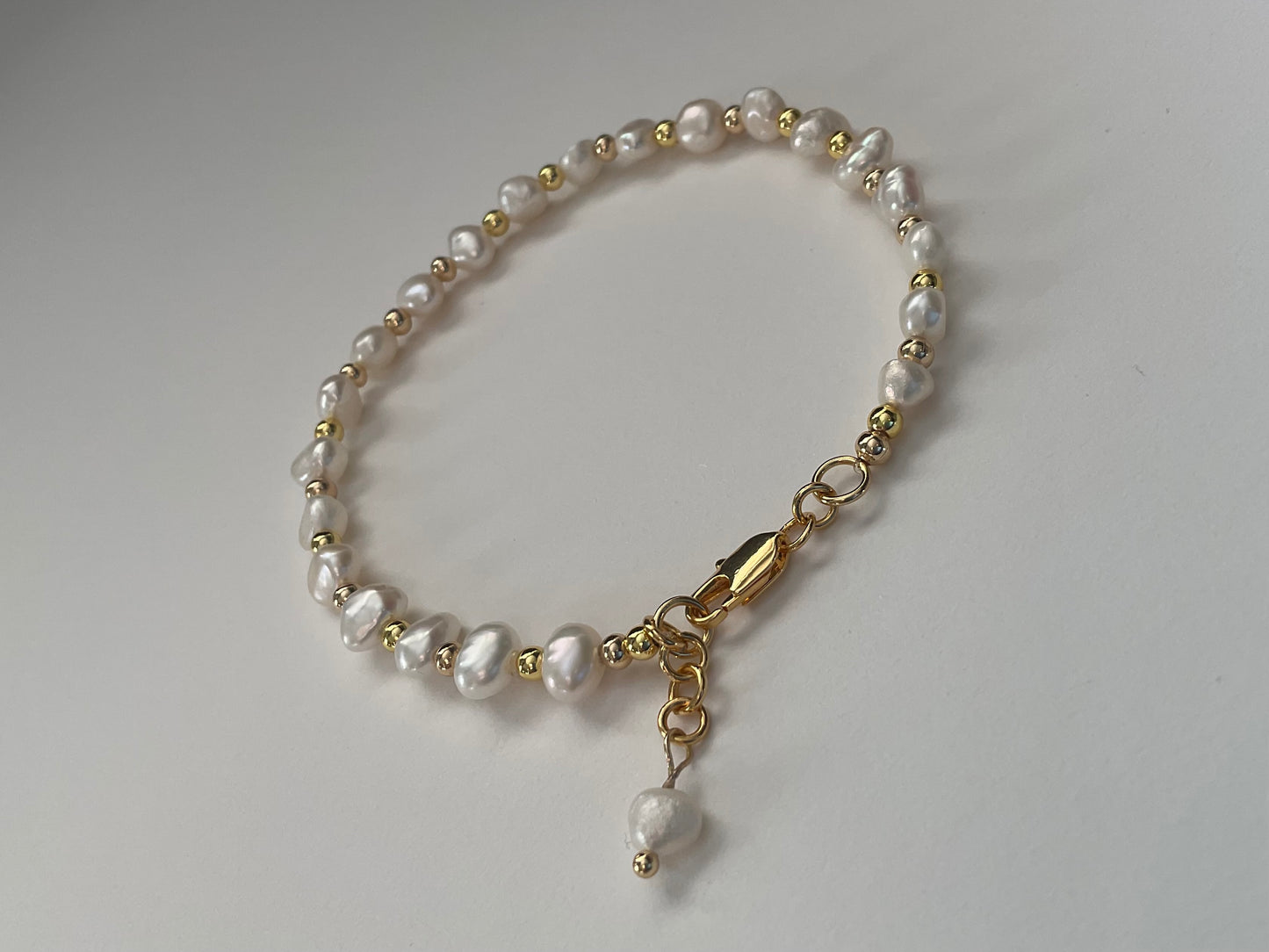 ✨ “The Léa Bracelet” Freshwater Pearls & 18k Gold Plated Accents