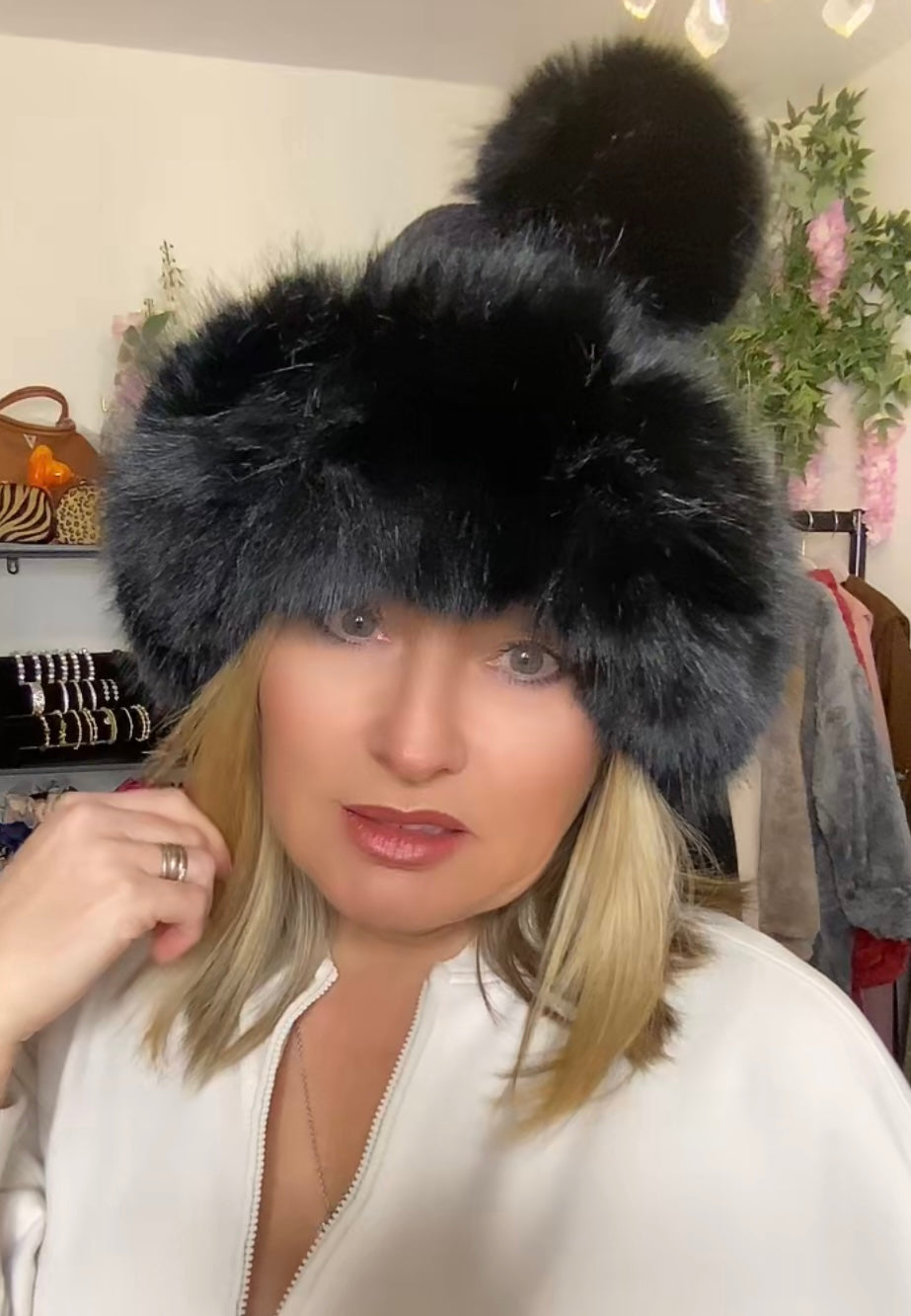 Penny. Plush Lined Faux Fur Fluffy Pompom Hat