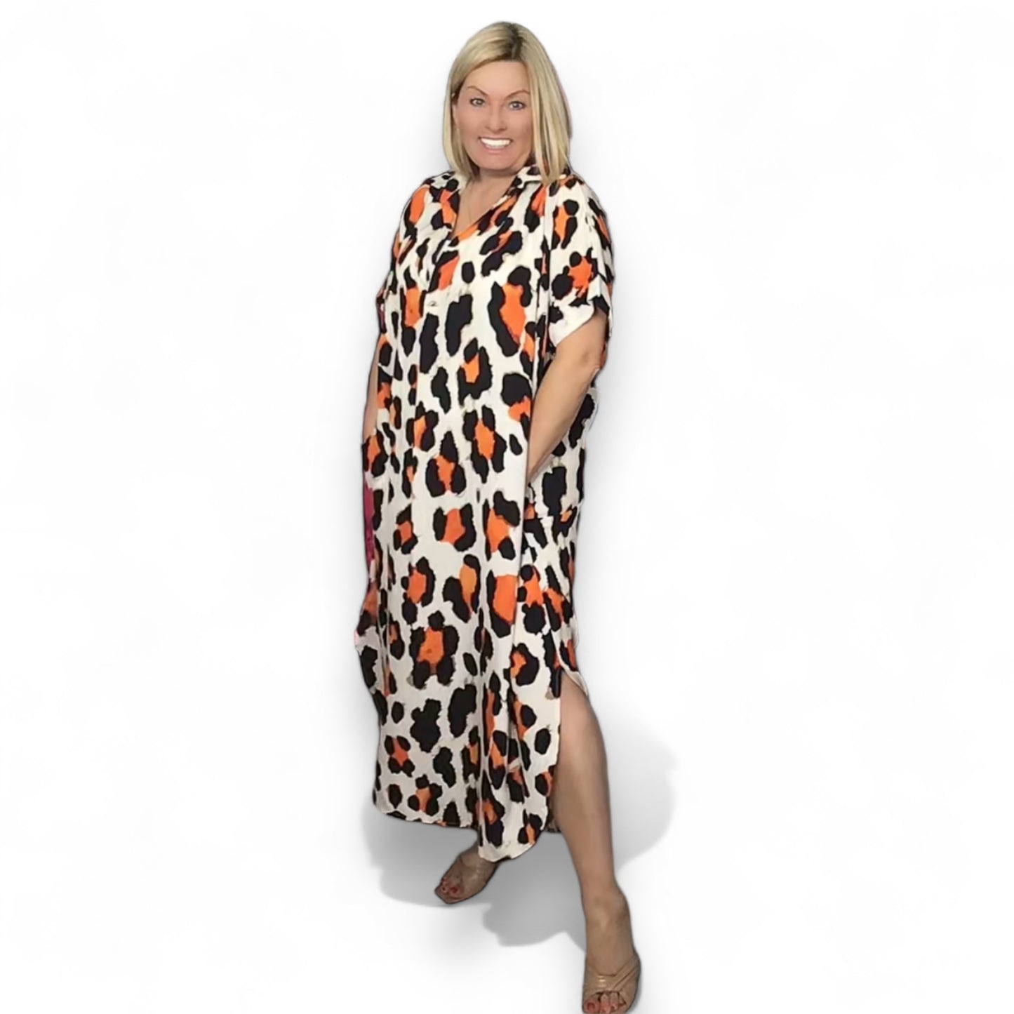 Linda. Animal print tunic dress with pockets.