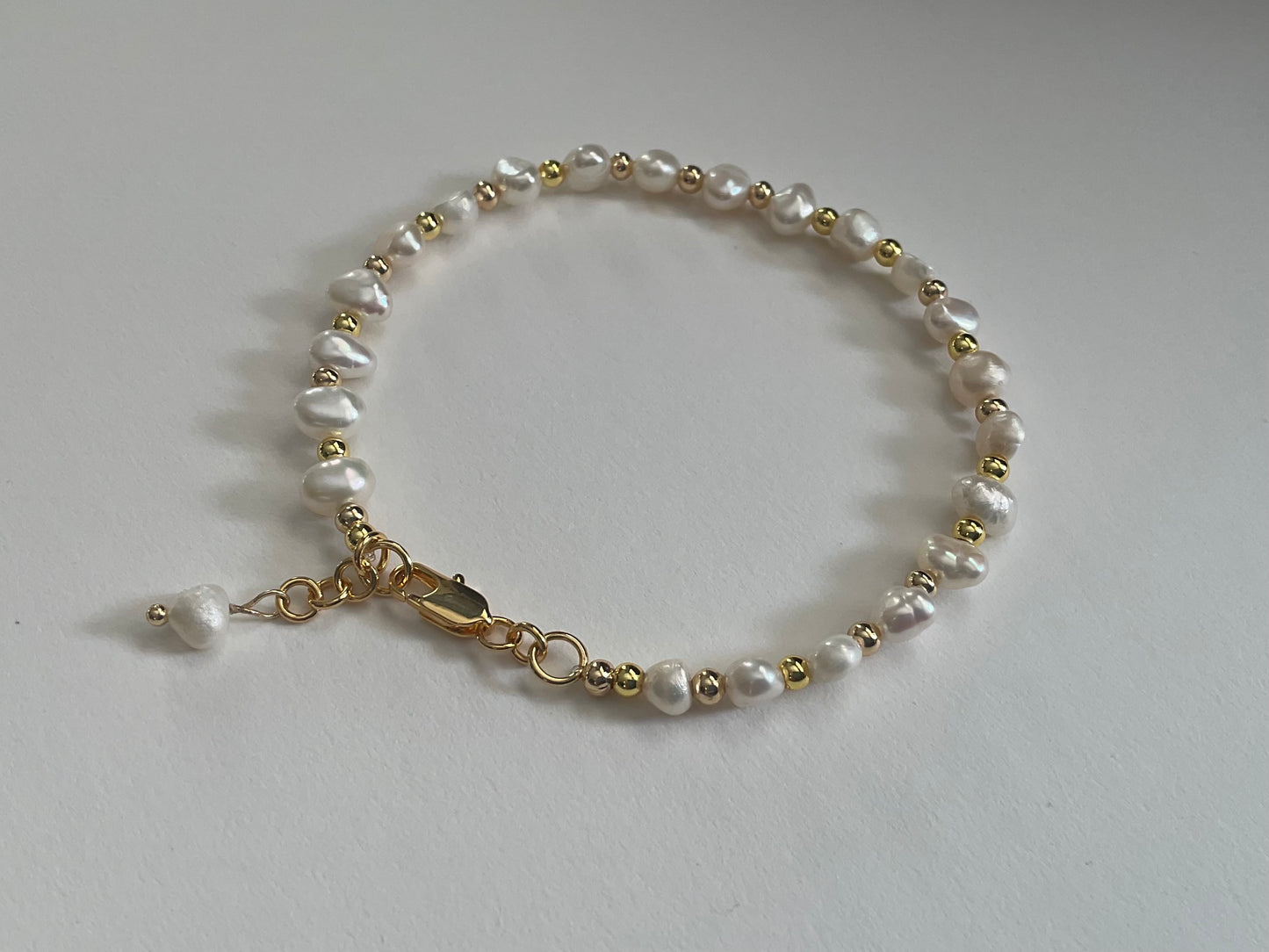 ✨ “The Léa Bracelet” Freshwater Pearls & 18k Gold Plated Accents