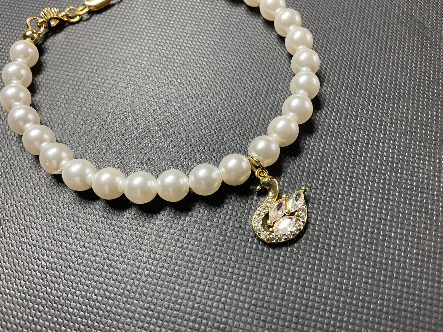The Swan Luxe Faux Pearl Bracelet