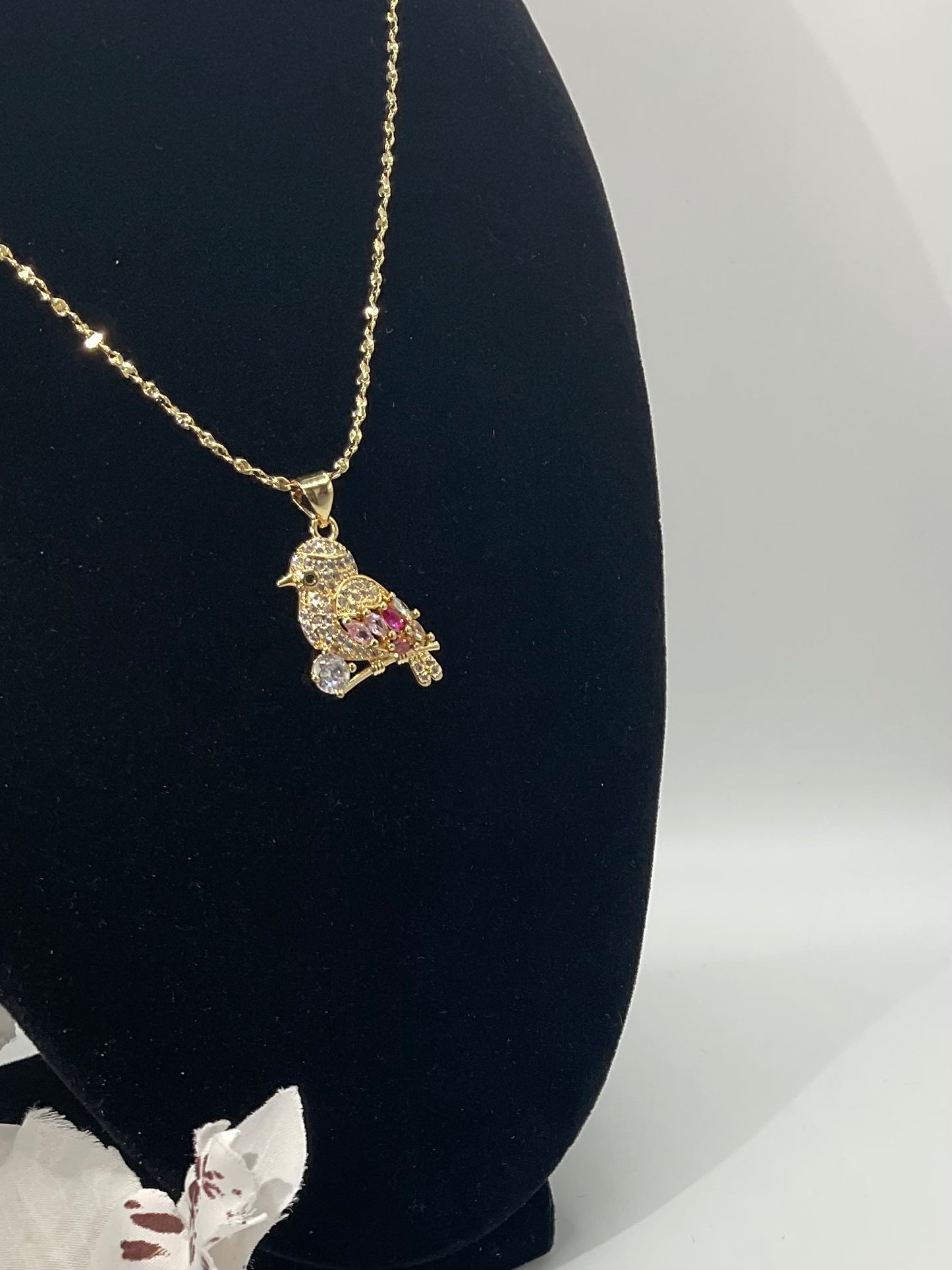 The Golden Robin Necklace 🐦✨