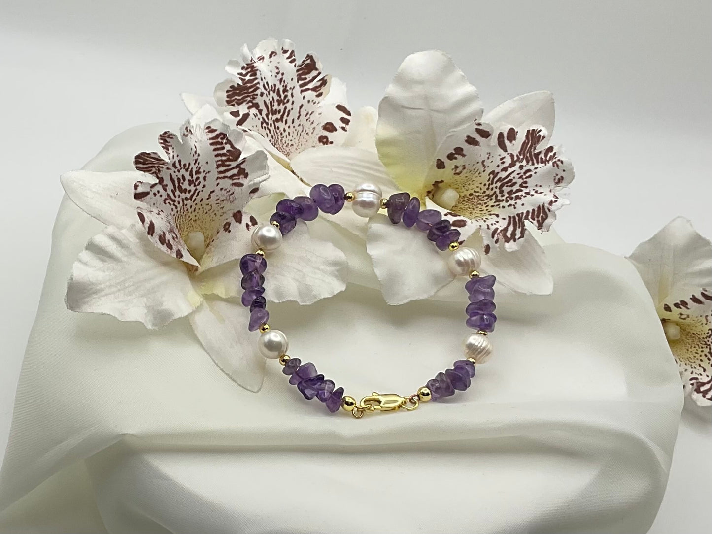 The Amethyst Grace Bangle