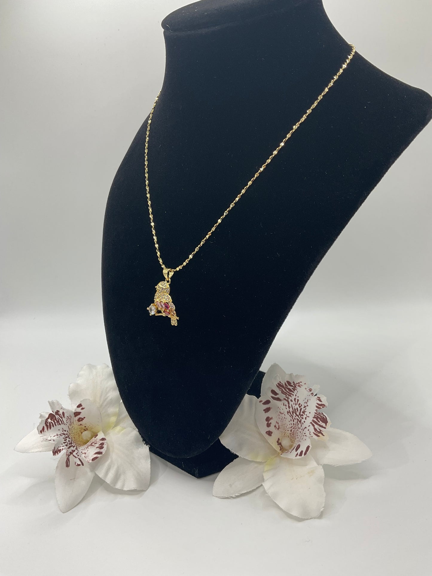 The Golden Robin Necklace 🐦✨