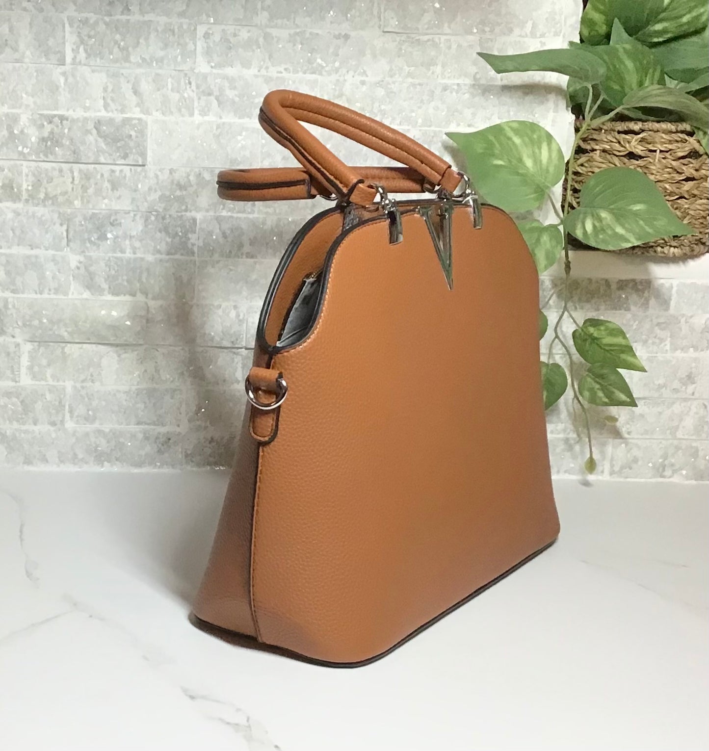 Shelby. ( Large ) Designer Inspired Bag