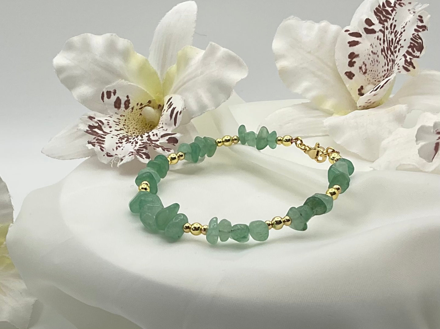 Harmony Crystal Bangle – Green Aventurine