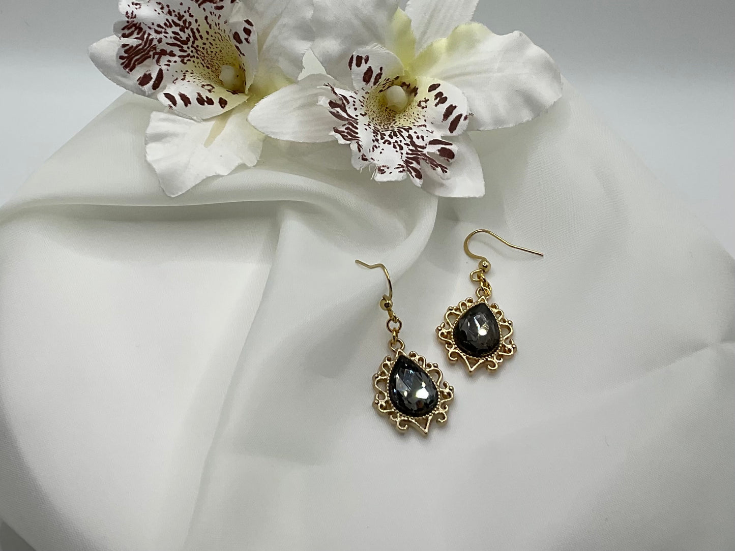 Ornate. Sparkling Gemstone 18k Gold Plated Earrings