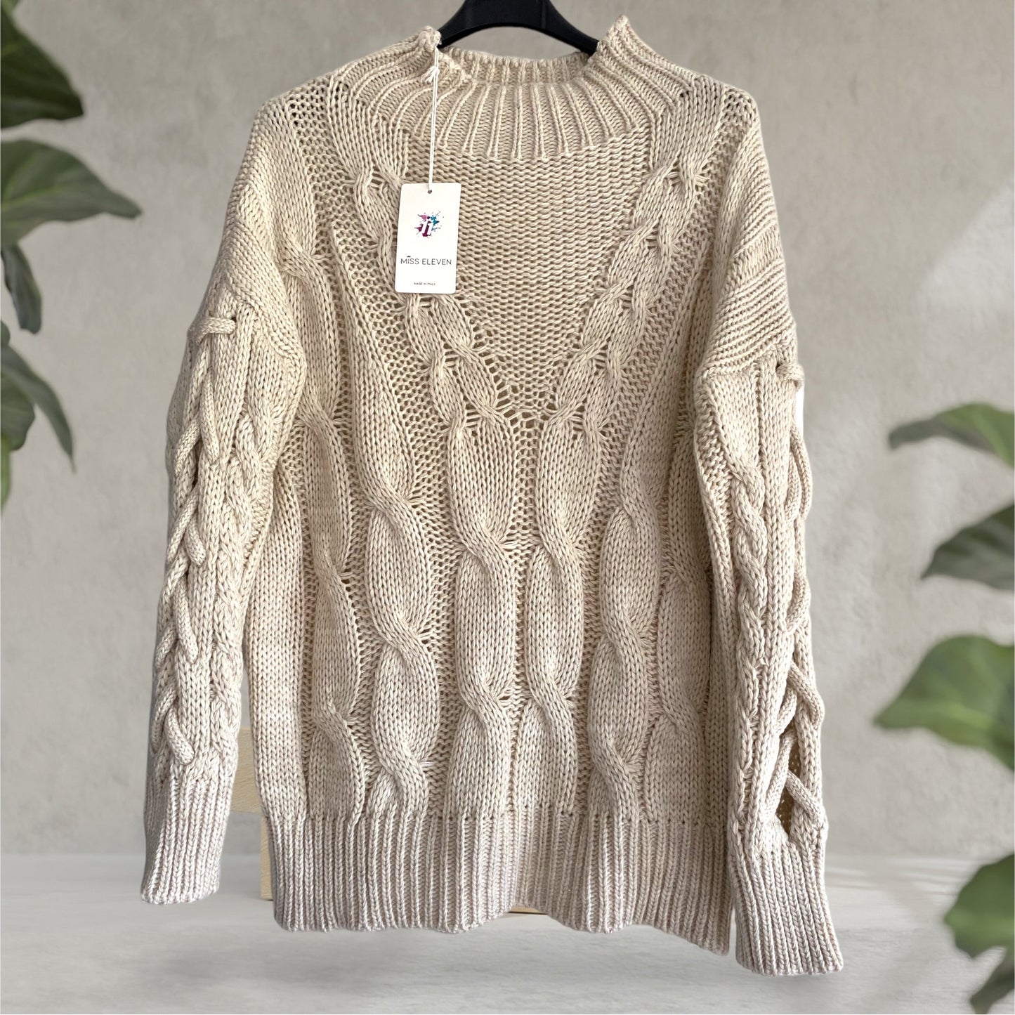 JESSLYN. Braided sleeve chunky knit jumper