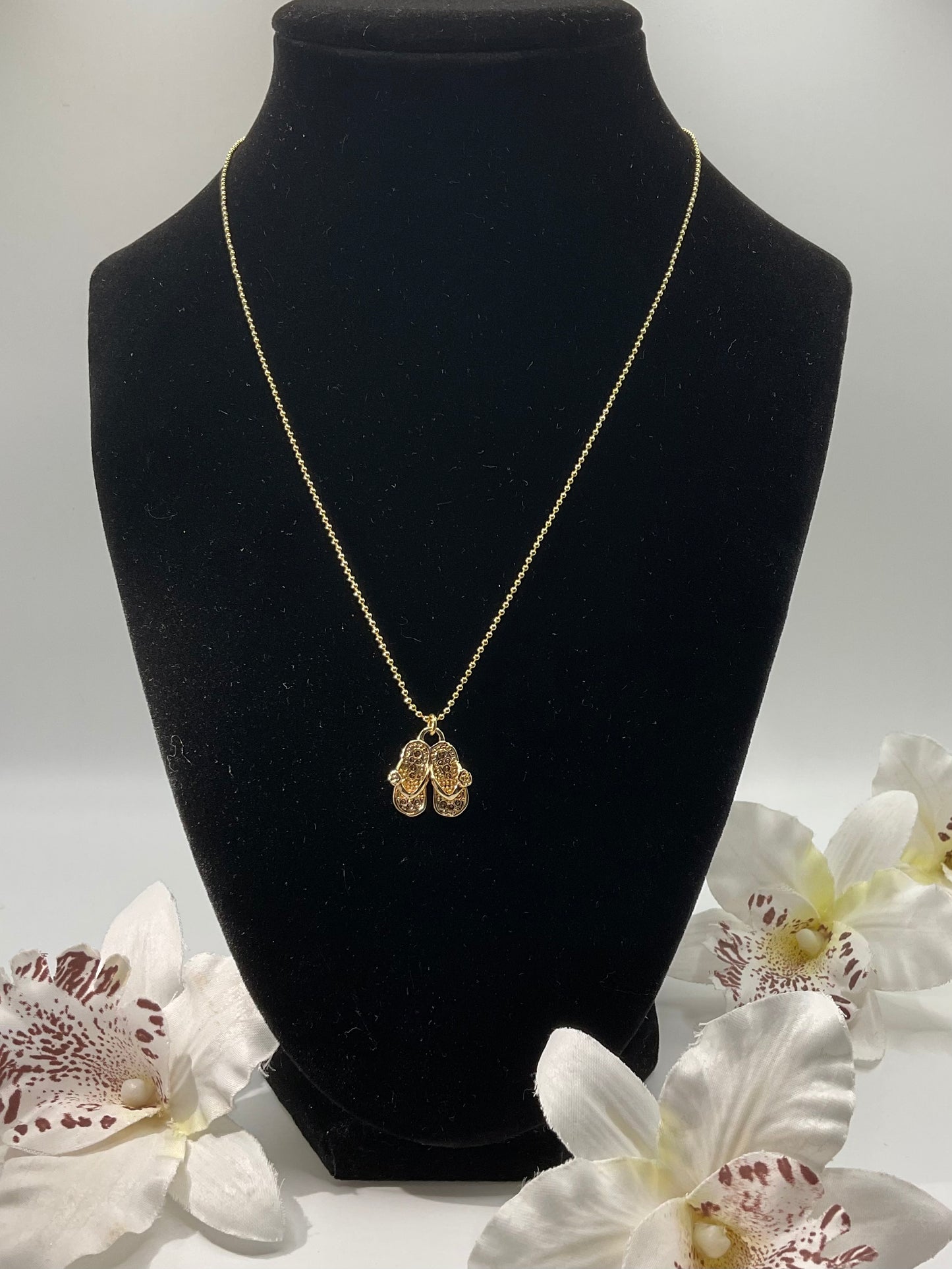 Summer Glow Flip Flop Necklace