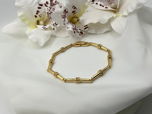 The Lumière Bamboo Cuff