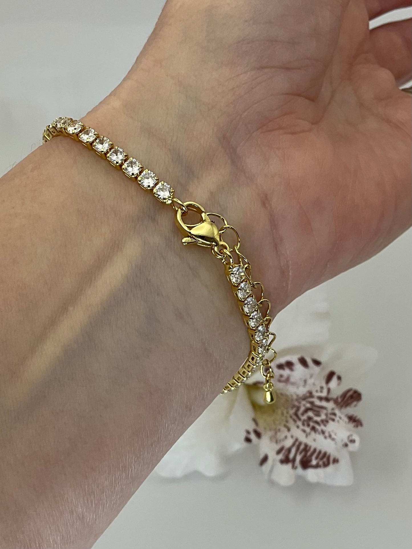 The Lumière Tennis Bracelet
