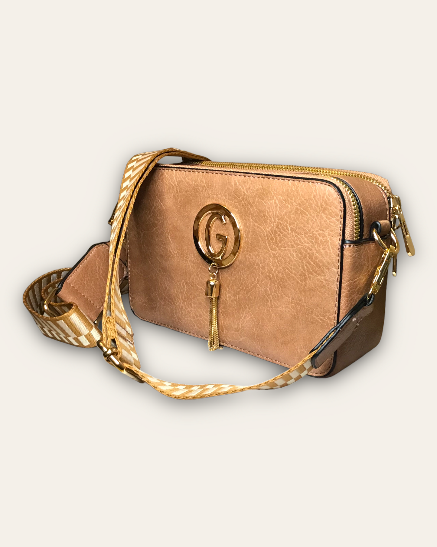 JEMMA. Cross body G bag.