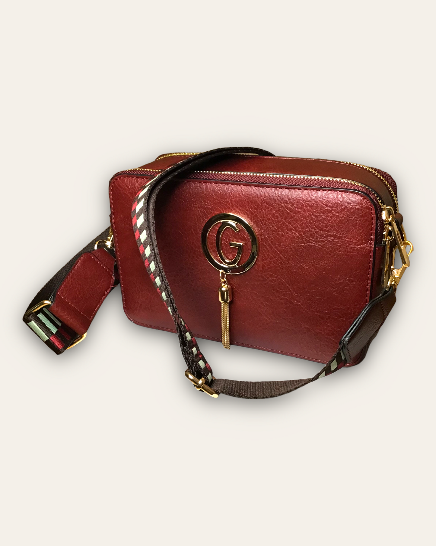 JEMMA. Cross body G bag.