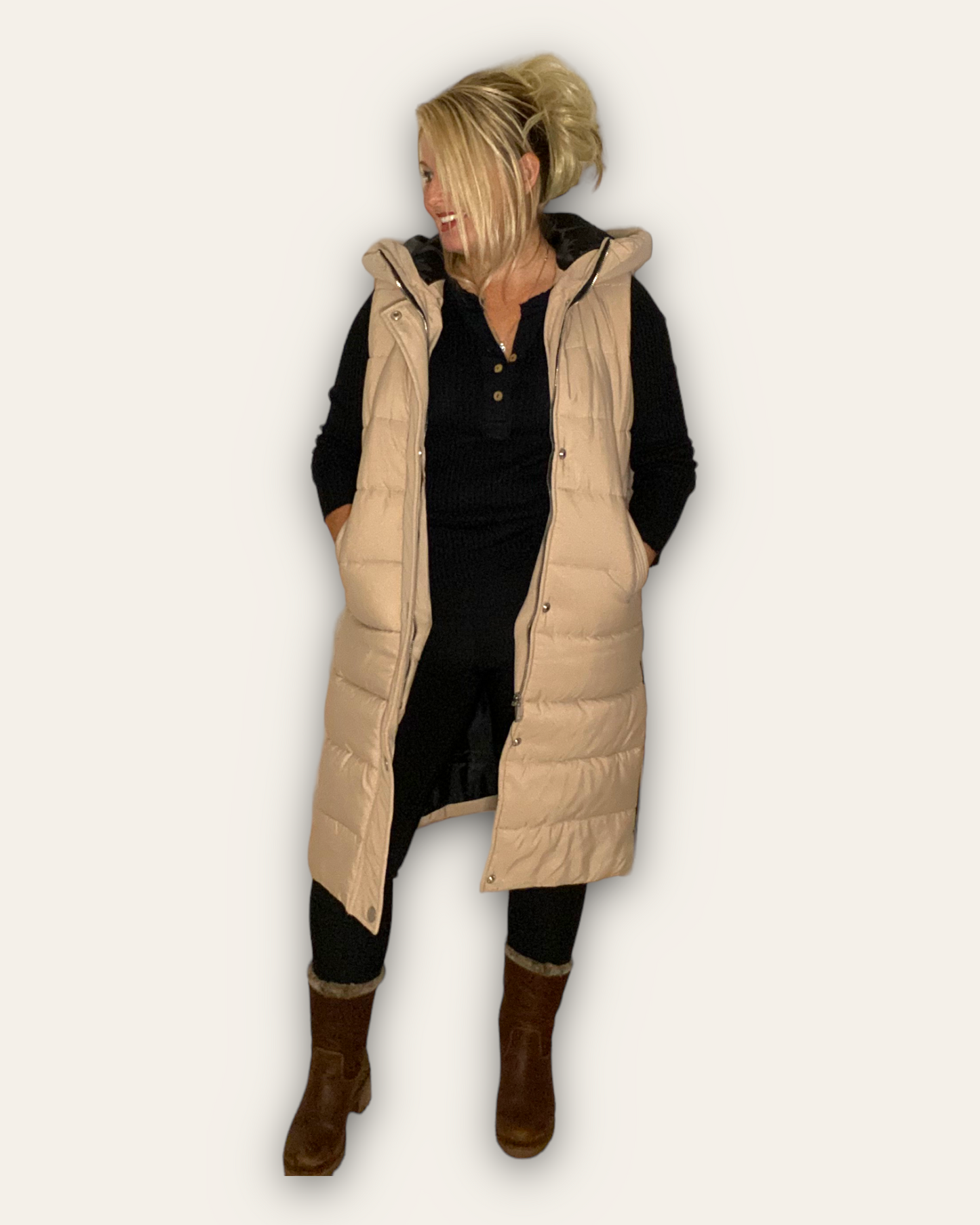 AMALIA. Longline hooded padded GILLET.k